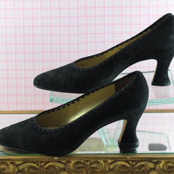 Davids Black Suede Pumps - Picture 4 of 16